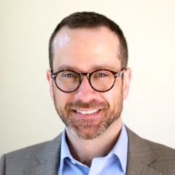 Christopher Belanger's headshot.